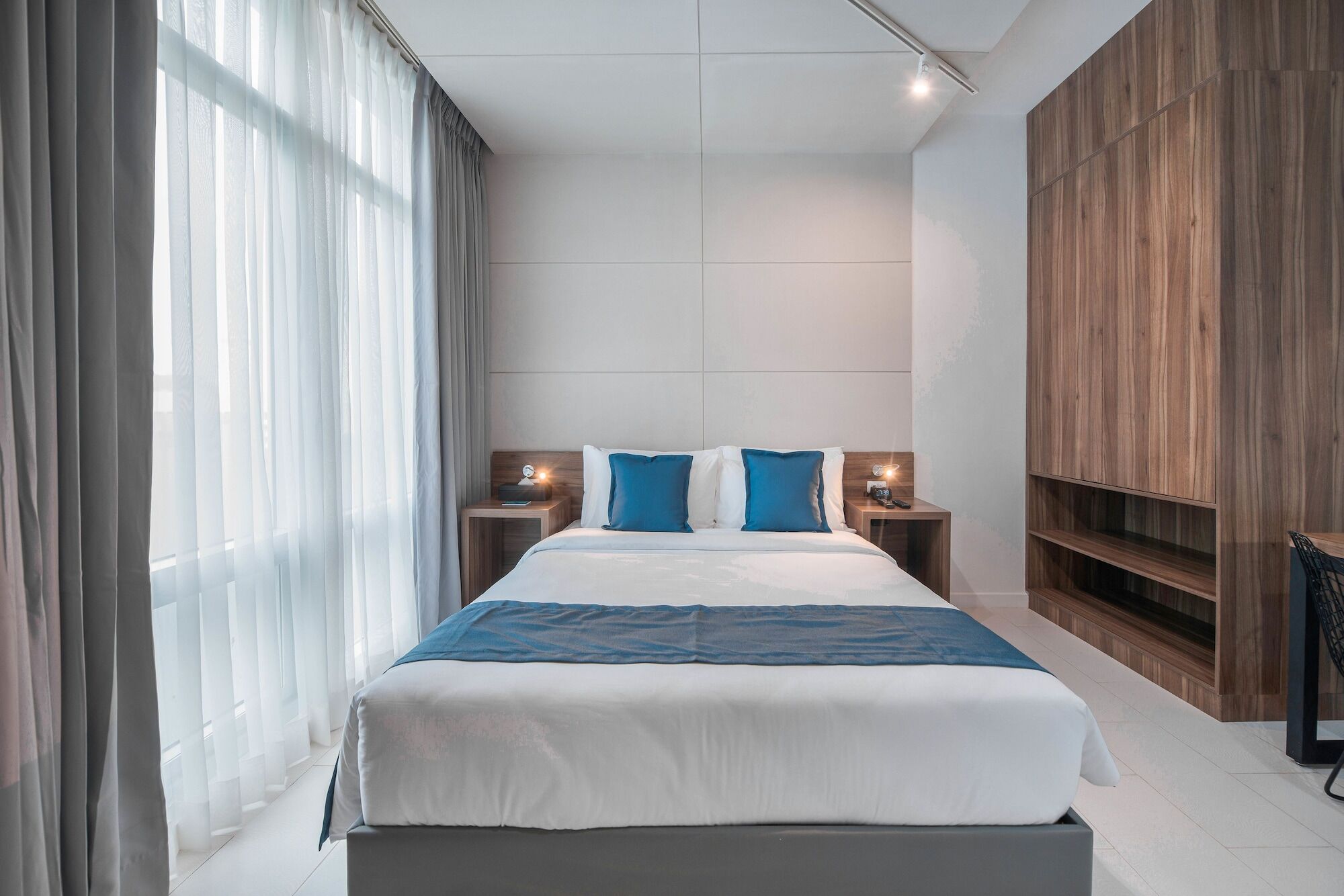 The Sphere Serviced Residences Managed By Hii Makati City Zewnętrze zdjęcie